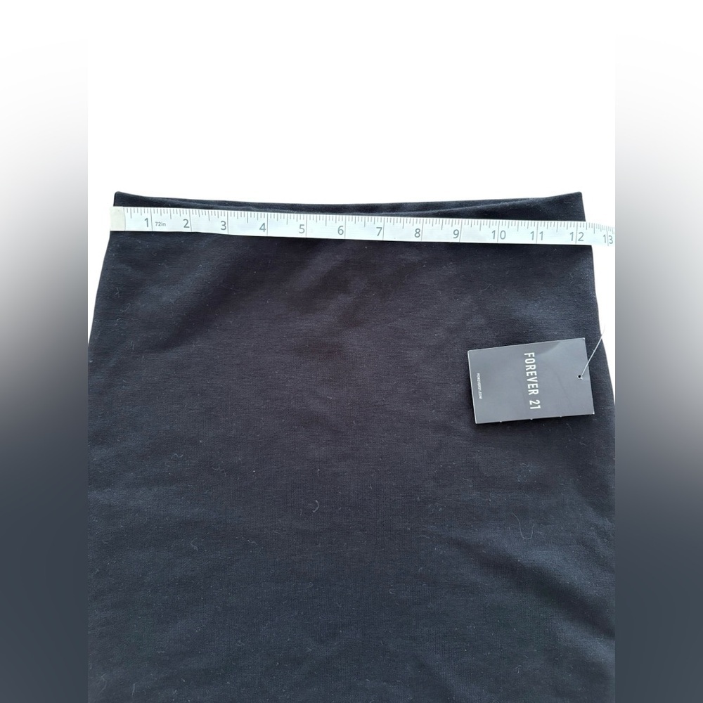 Forever 21 Classic Black Pencil Skirt - Picture 3 of 4